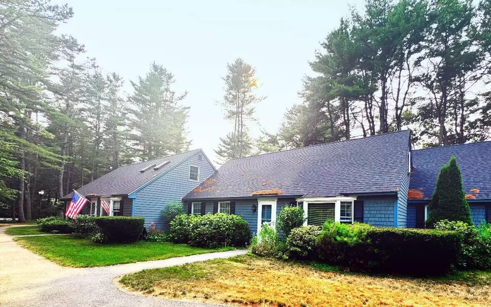 18 Ward CIR #18, Brunswick, ME 04011