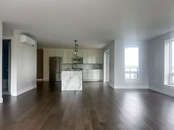 Portland, ME 04101,218 Washington AVE #212