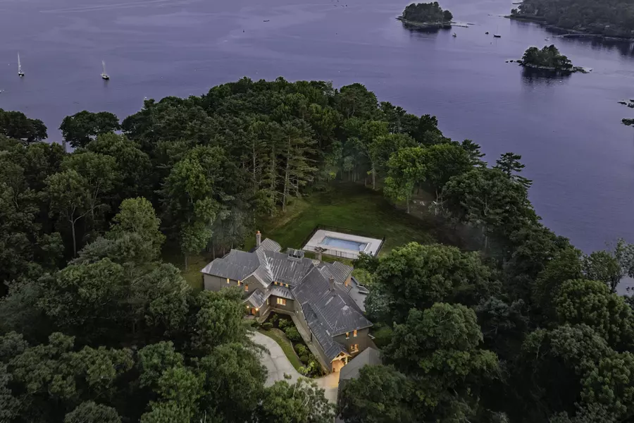 7 LMC LN, Freeport, ME 04032