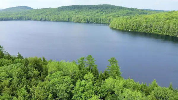 Norway, ME 04268,39 Valhalla LN