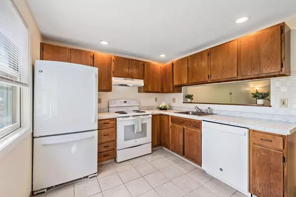 Old Orchard Beach, ME 04064,125 Portland AVE #9