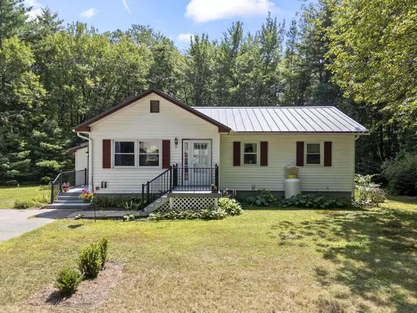 Gorham, ME 04038,35 Farrington RD