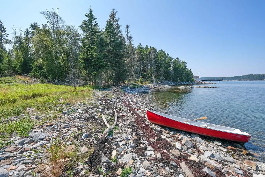 Isle Au Haut, ME 04645,00 Lighthouse RD