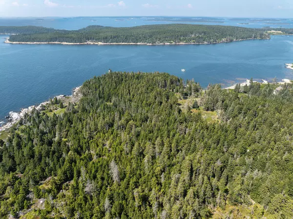 Isle Au Haut, ME 04645,00 Lighthouse RD