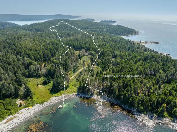 Isle Au Haut, ME 04645,00 Lighthouse RD