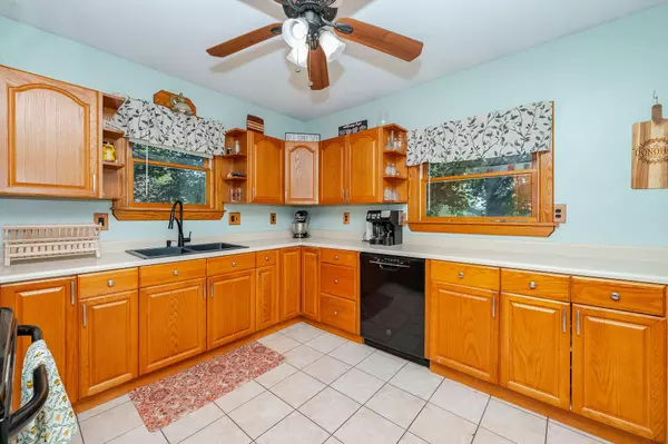 Berwick, ME 03901,471 Hubbard RD