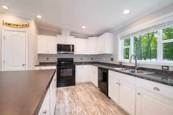 Lisbon, ME 04250,5 Trent DR