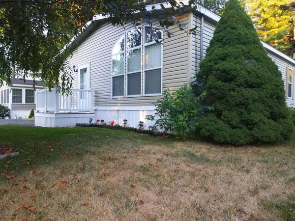 Wells, ME 04090,11 Whistle Stop CIR