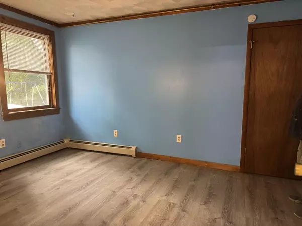 Oakland, ME 04963,Address not disclosed