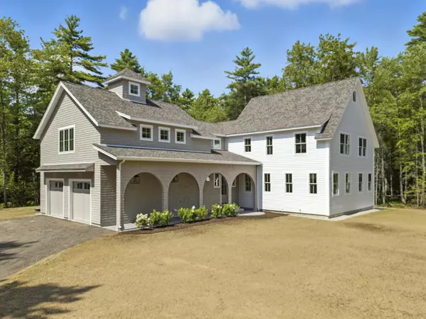 8 Harper's TRL, Freeport, ME 04032