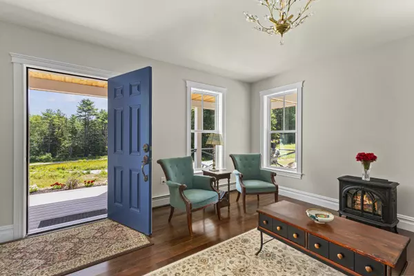 Newcastle, ME 04553,167 Cochran RD