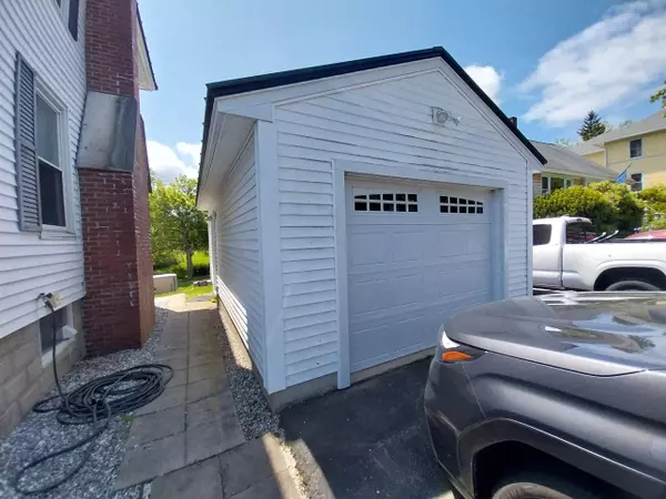 Bath, ME 04530,30 Park ST