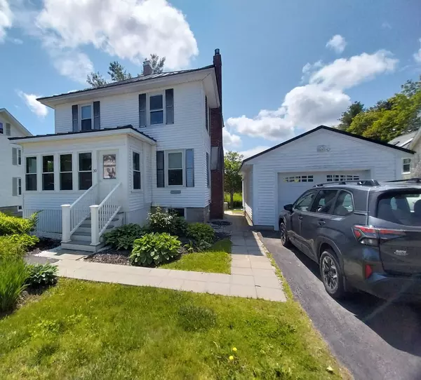 Bath, ME 04530,30 Park ST