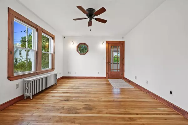 Bangor, ME 04401,30 Munroe ST