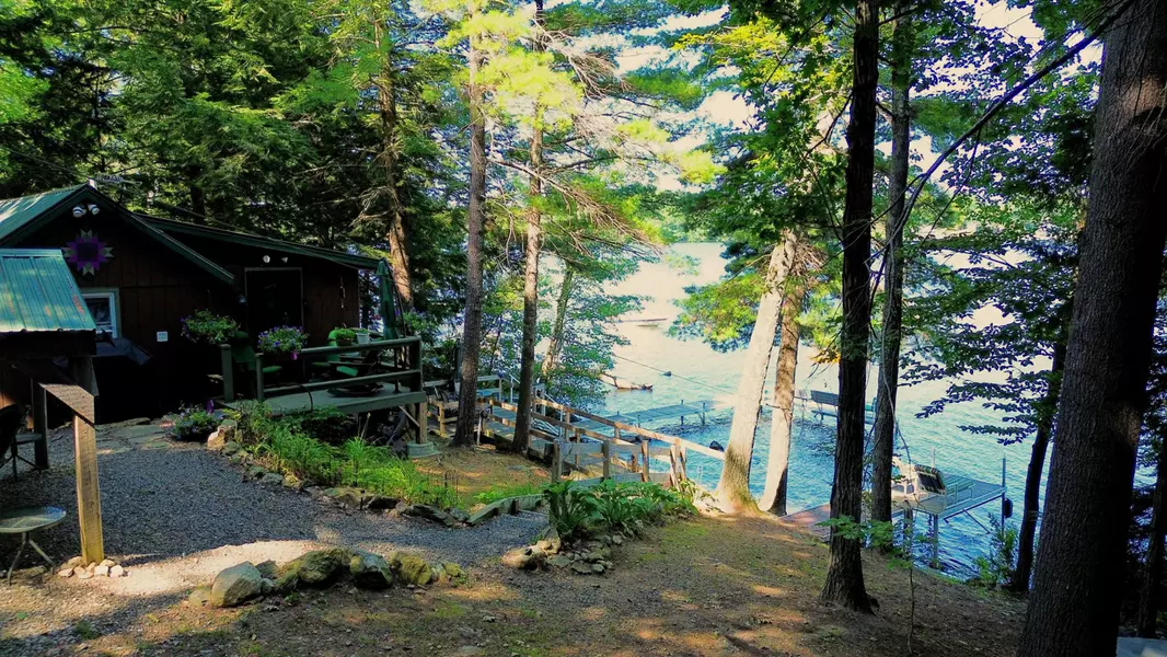 71 Mallard DR, Richmond, ME 04357