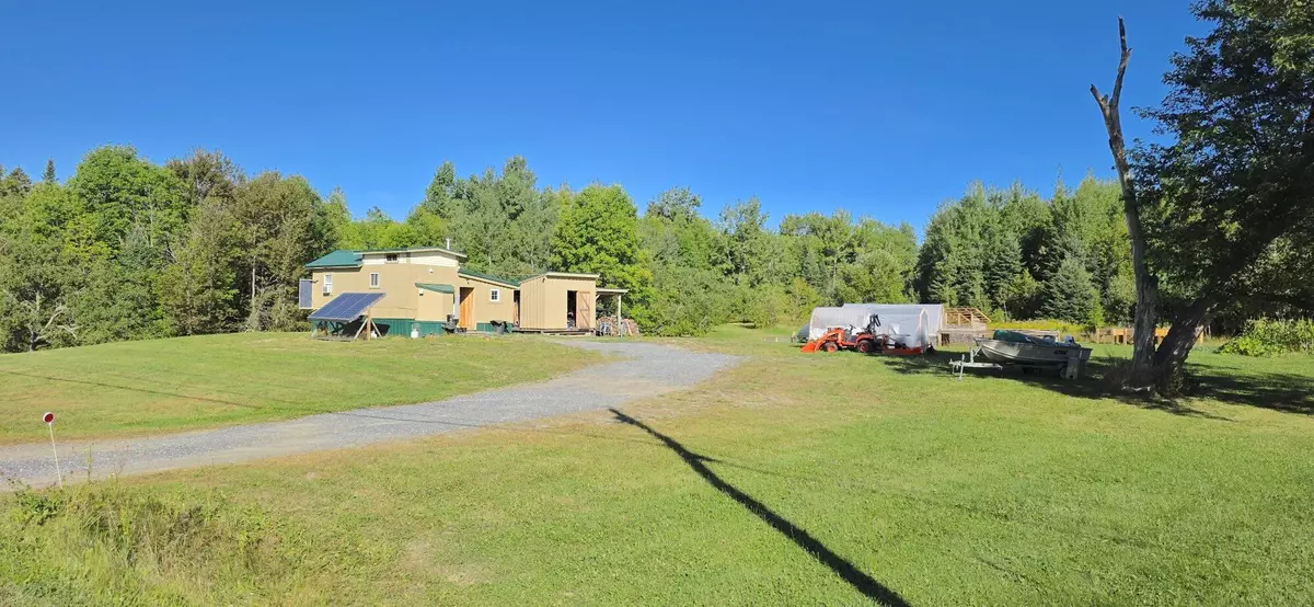 Castle Hill, ME 04757,2137 State RD