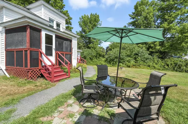 Windham, ME 04062,161 Main ST