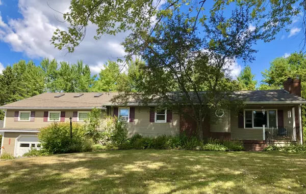 42 Birchwood BLVD, Brewer, ME 04412