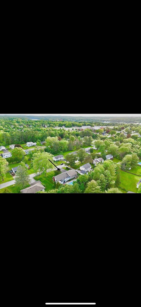 42 Birchwood BLVD, Brewer, ME 04412