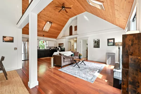 Knox, ME 04986,375 Kenney RD