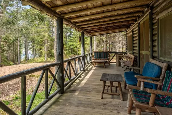 Boothbay Harbor, ME 04538,9 Watutka WAY