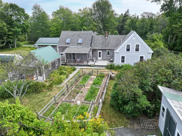 Deer Isle, ME 04627,90 Quaco RD