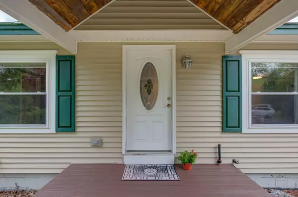 Limington, ME 04049,323 Boothby RD