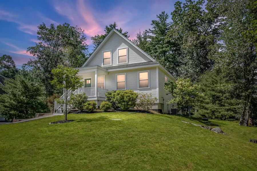 56 Stacy LN, Eliot, ME 03903