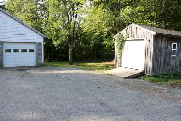 Madison, ME 04950,497 White School House RD