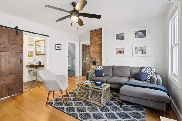 Portland, ME 04102,20 Tate ST