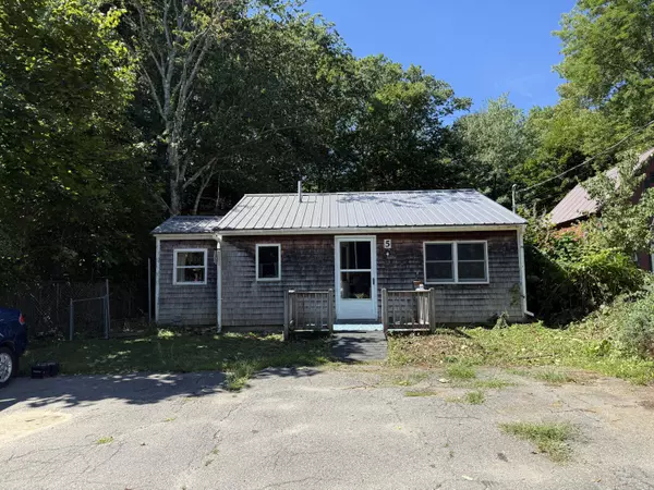 Camden, ME 04843,5 Birch ST