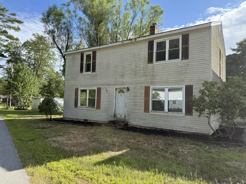 4 Blueberry AVE, Saco, ME 04072