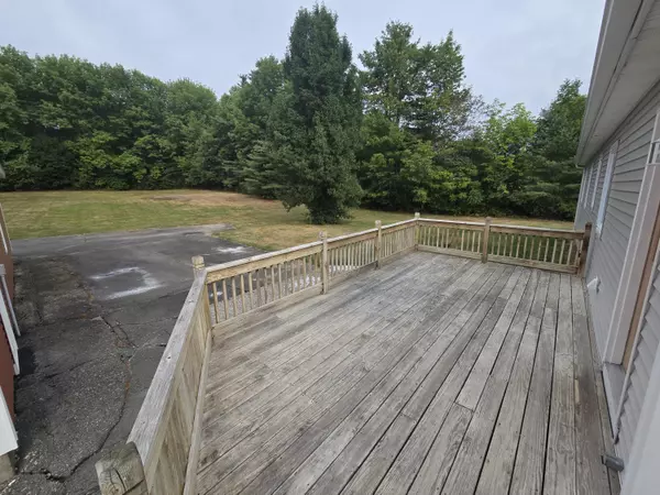 Hermon, ME 04401,22 Memory LN