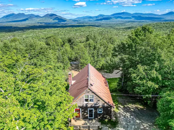 9 Moody Hill DR, Eustis, ME 04936