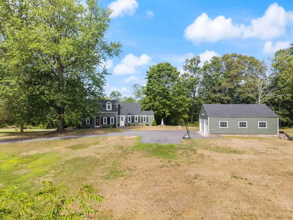 Wells, ME 04090,4 Faxon DR