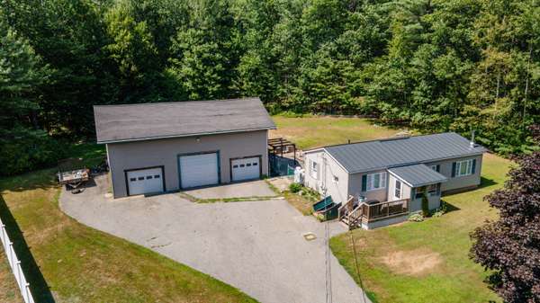 240 Middle RD, Augusta, ME 04330