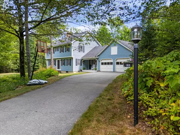 Holden, ME 04429,193 Eaton Ridge DR