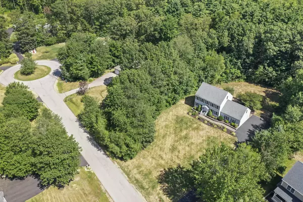 Kittery, ME 03904,6 Roseberry LN