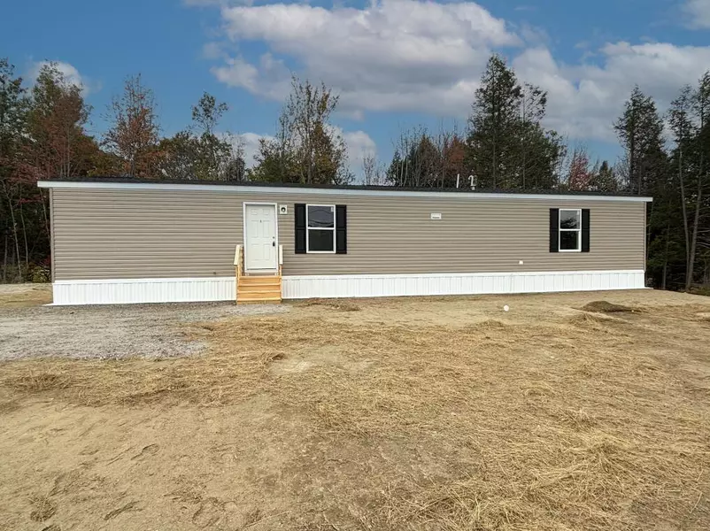 3 Autumn DR, Farmingdale, ME 04344