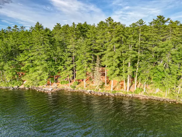 Naples, ME 04055,115 Mountain View RD