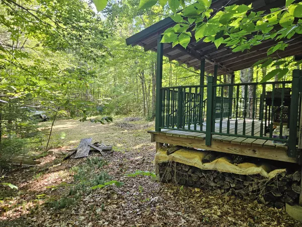 Monson, ME 04464,212 Packard RD