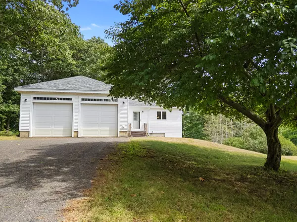 Warren, ME 04864,226 Arboretum Park DR