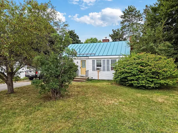 Waterville, ME 04901,14 Brooklyn AVE