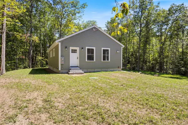 Limerick, ME 04048,13 Clearview LN