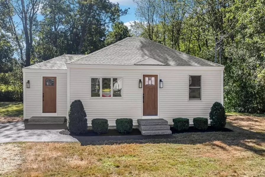 11 Stone ST, Saco, ME 04072