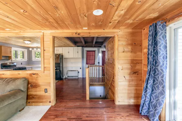 West Paris, ME 04289,82 Tuell Town RD