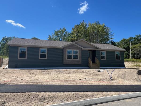 2 Baxter BLVD, Biddeford, ME 04005