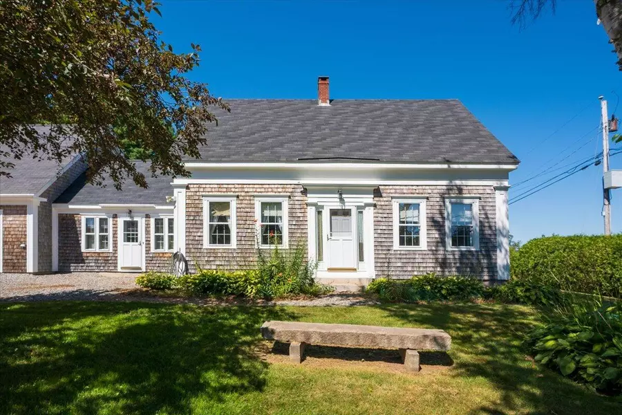 27 Old Augusta RD, Warren, ME 04864