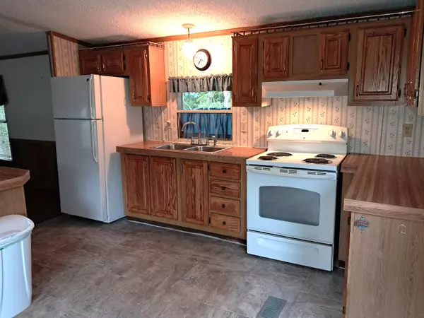 Hampden, ME 04444,324 Back Winterport RD
