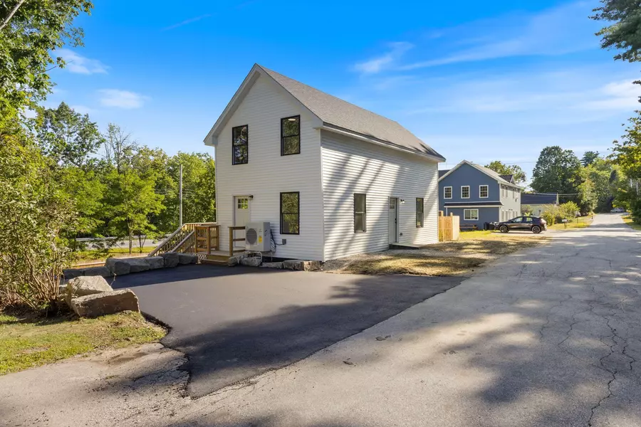 100 Court ST, Alfred, ME 04002